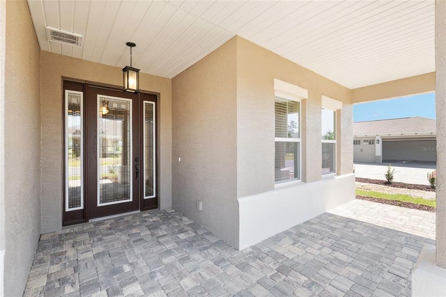 Exterior details and patio area of a home in , Ocala (Image 4).