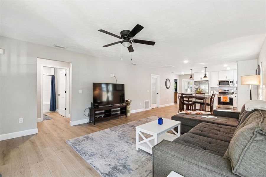 Image 27 of a home in . Image 27 of a home in .