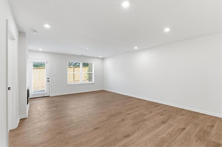 Spacious, unfurnished interior of a new home in Silver Leaf, Dawsonville (Image 13).