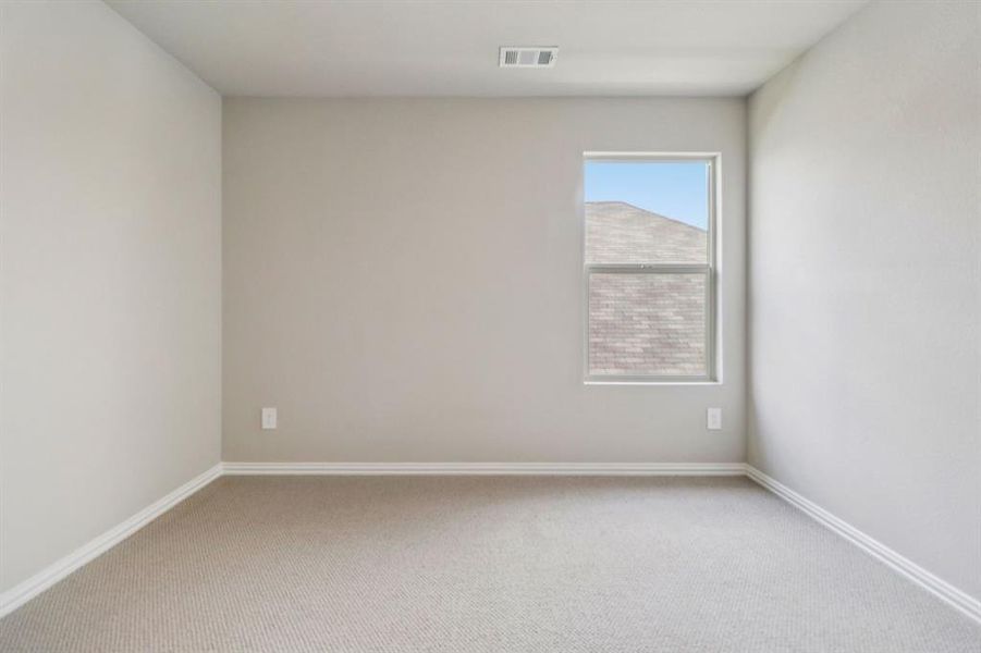 Spacious, unfurnished interior of a new home in Westmoor, Sherman (Image 33).