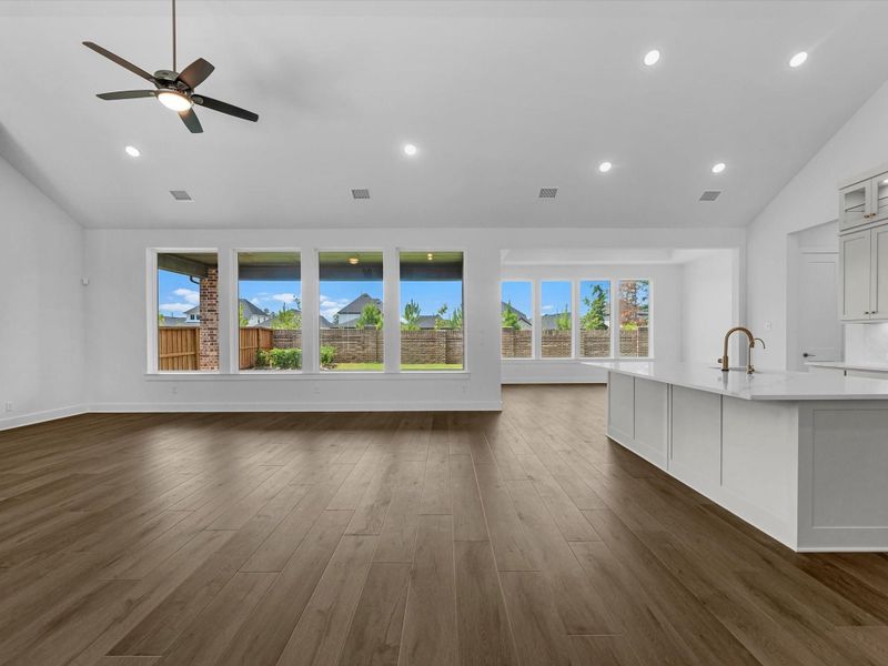 Spacious, unfurnished interior of a new home in Woodson’s Reserve, Spring (Image 14).