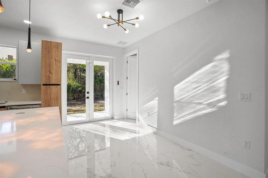 Spacious, unfurnished interior of a new home in , Port Charlotte (Image 11).