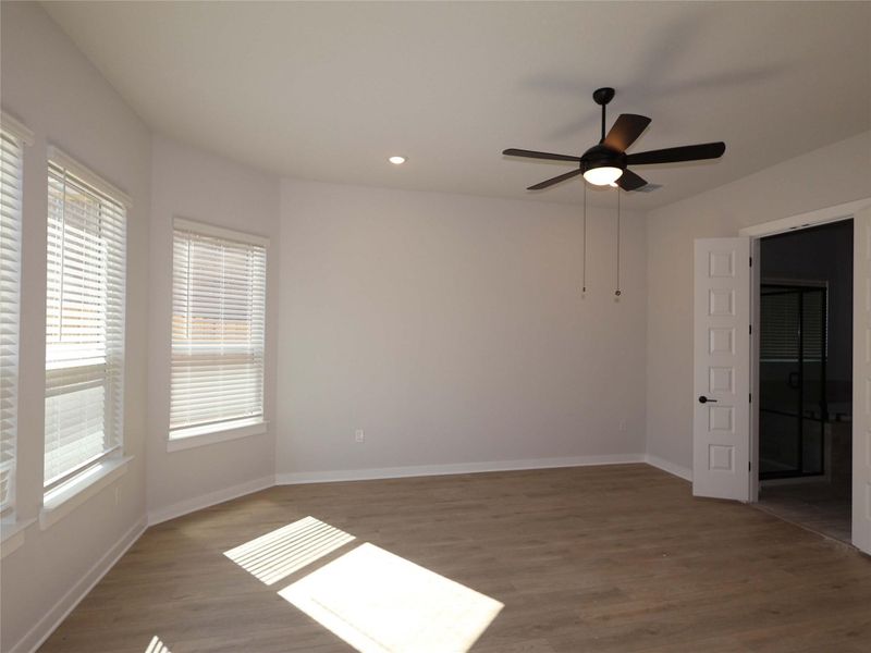 Spacious, unfurnished interior of a new home in Cedar Brook, Leander (Image 11). Spacious, unfurnished interior of a new home in Cedar Brook, Leander (Image 11).