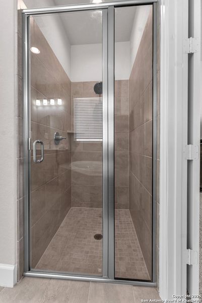 Furnished interior view inside a new home in Kallison Ranch 45', San Antonio (Image 34). Furnished interior view inside a new home in Kallison Ranch 45', San Antonio (Image 34).