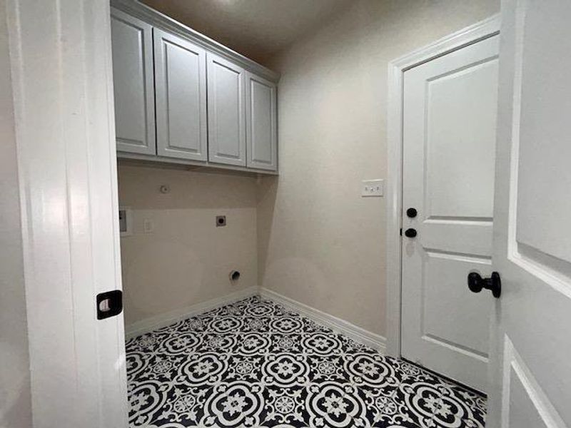 Spacious, unfurnished interior of a new home in , Beaumont (Image 16).