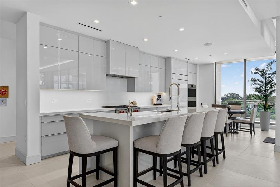 Furnished interior view inside a new home in , Longboat Key (Image 34).