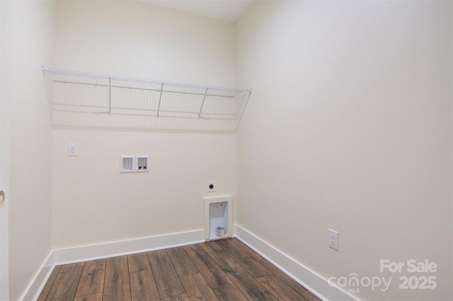 Image 28 of a home in .