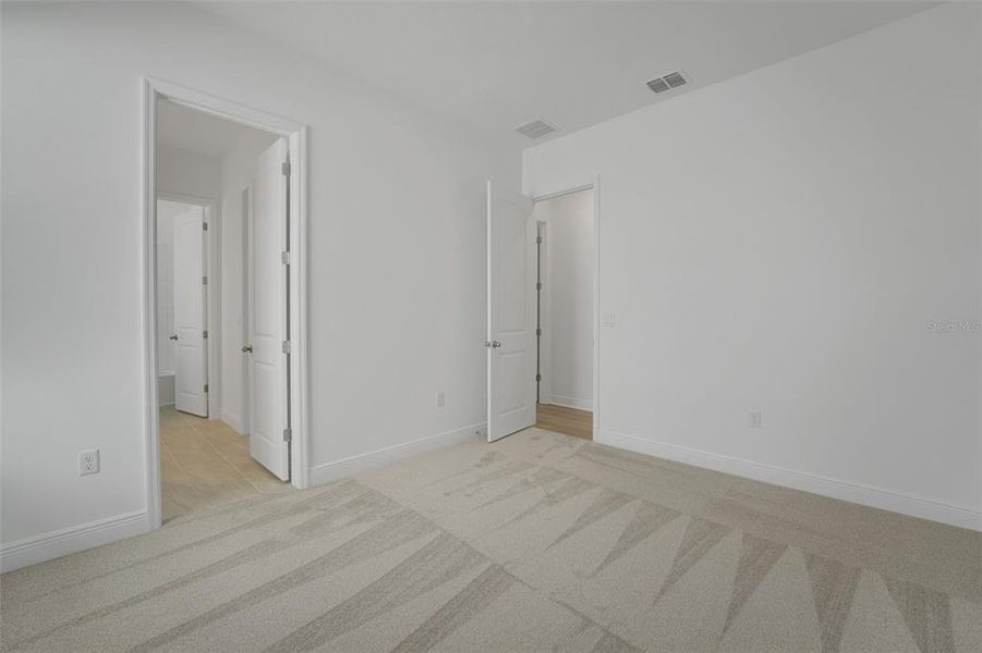 Spacious, unfurnished interior of a new home in Palms at Windermere, Windermere (Image 34).