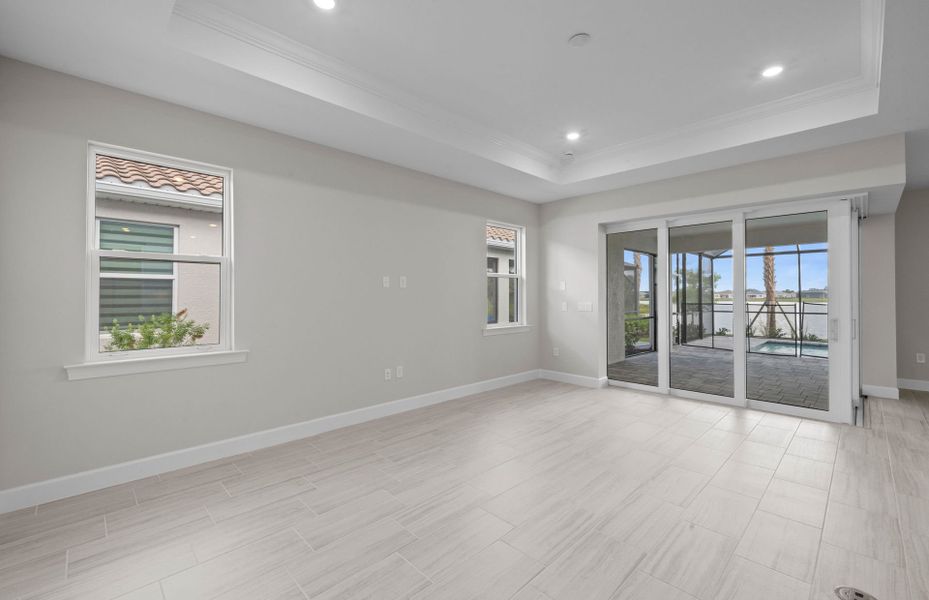 Spacious, unfurnished interior of a new home in Del Webb Oak Creek, North Fort Myers (Image 18).