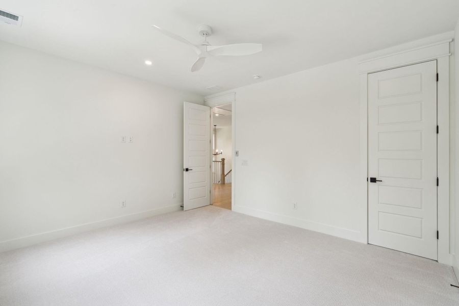 Spacious, unfurnished interior of a new home in , Johns Island (Image 60).