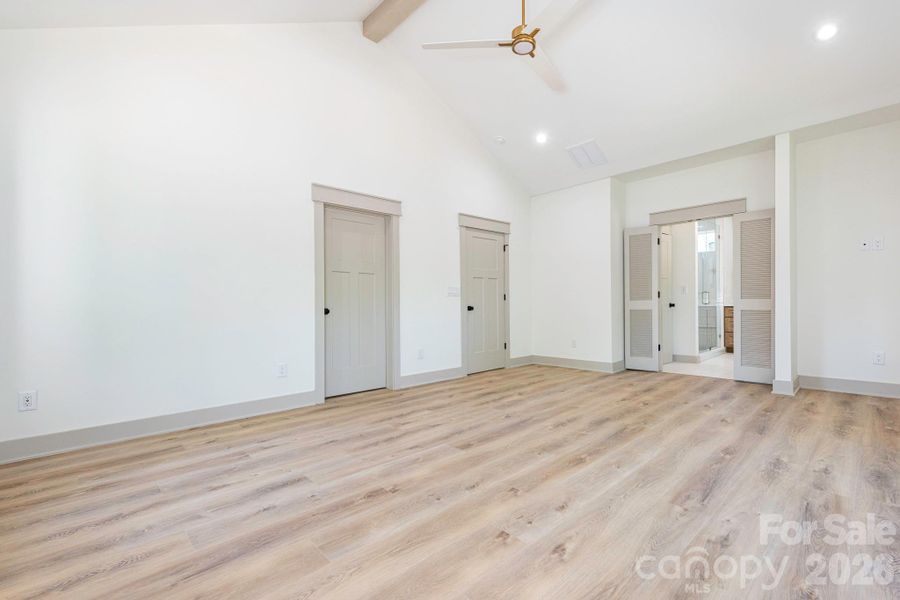 Spacious, unfurnished interior of a new home in , Charlotte (Image 29).