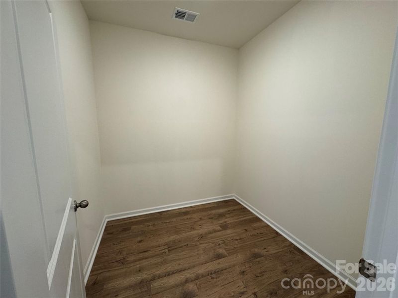 Spacious, unfurnished interior of a new home in McFarland Estates, York (Image 15).