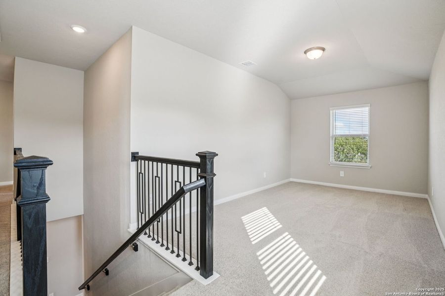 Spacious, unfurnished interior of a new home in Royal Crest, San Antonio (Image 24). Spacious, unfurnished interior of a new home in Royal Crest, San Antonio (Image 24).
