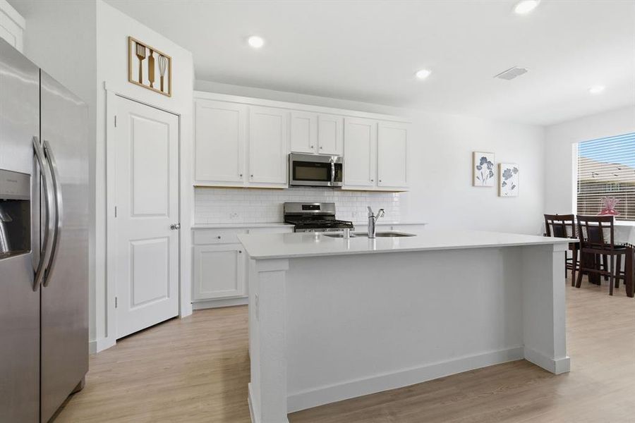 Furnished interior view inside a new home in Reatta Ridge, Justin (Image 7).
