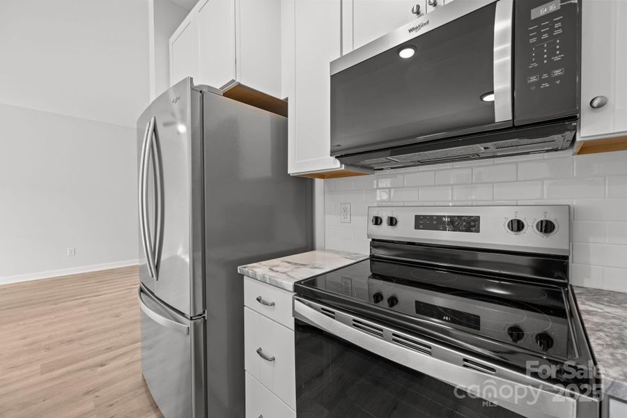 Image 16 of a home in . Image 16 of a home in .