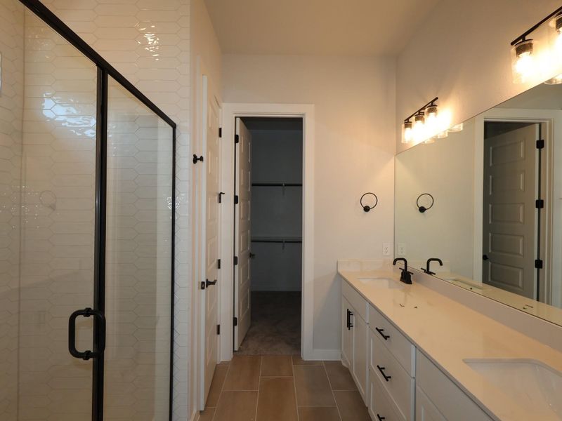 Furnished interior view inside a new home in Cedar Brook, Leander (Image 9).