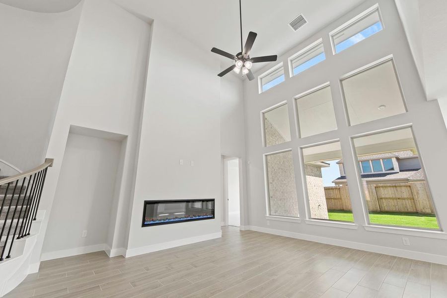 Spacious, unfurnished interior of a new home in Jordan Ranch, Fulshear (Image 13). Spacious, unfurnished interior of a new home in Jordan Ranch, Fulshear (Image 13).
