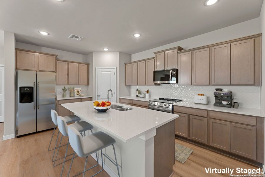 Furnished interior view inside a new home in Highland Ridge, New Braunfels (Image 6).