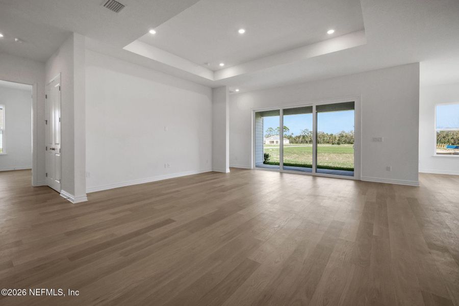 Spacious, unfurnished interior of a new home in Veranda Bay, Flagler Beach (Image 30).