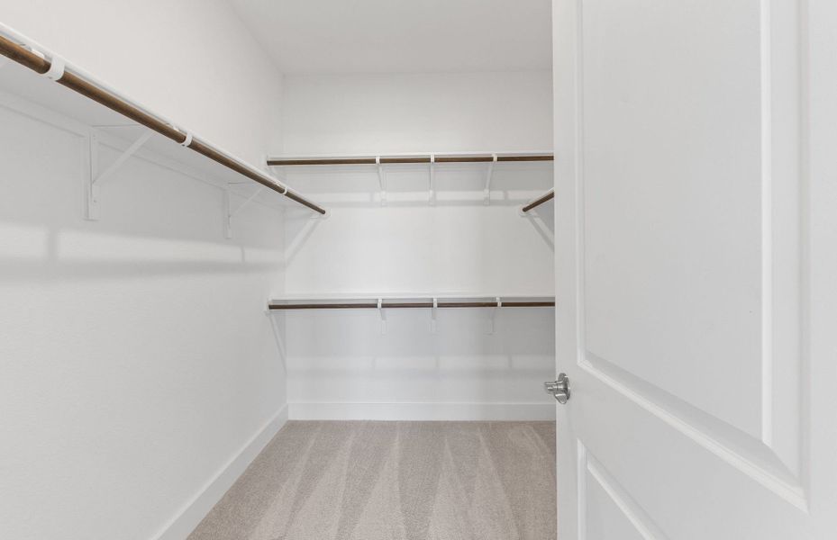 Spacious, unfurnished interior of a new home in Northpoint at Old Settlers, Round Rock (Image 21).