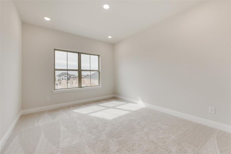 Spacious, unfurnished interior of a new home in Sutton Fields, Celina (Image 31).