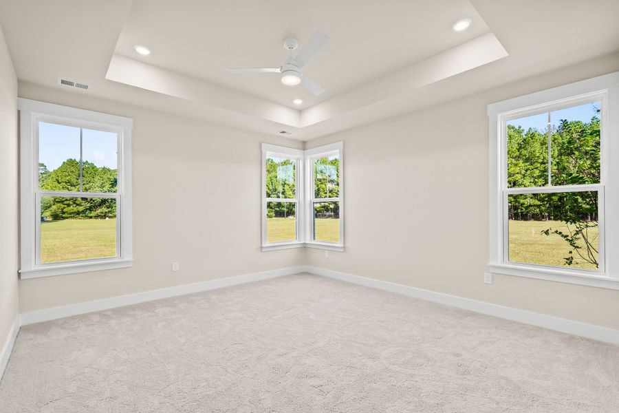 Spacious, unfurnished interior of a new home in Pottery Landing, Conway (Image 14).