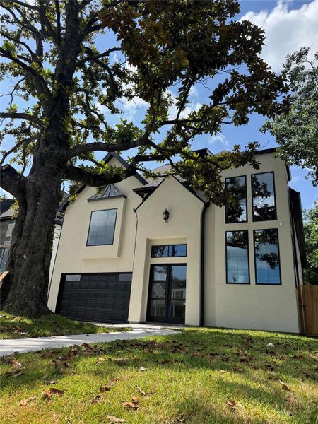 Front exterior of a new home in , Houston, TX, highlighting curb appeal (Image 1). Front exterior of a new home in , Houston, TX, highlighting curb appeal (Image 1).