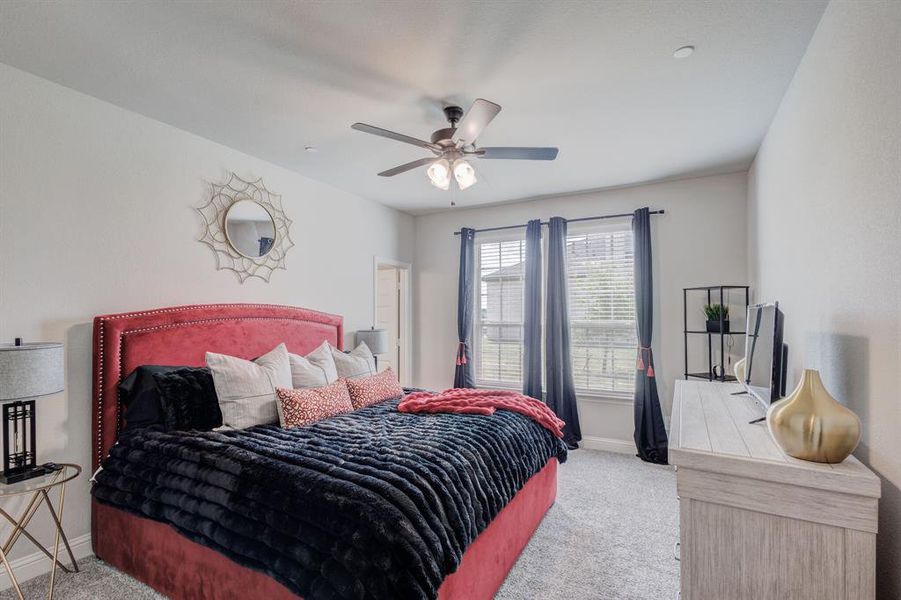 Furnished interior view inside a new home in , Rowlett (Image 5).
