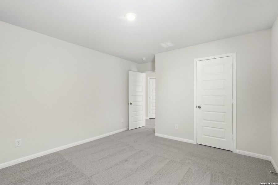 Spacious, unfurnished interior of a new home in Timber Creek, San Antonio (Image 21). Spacious, unfurnished interior of a new home in Timber Creek, San Antonio (Image 21).