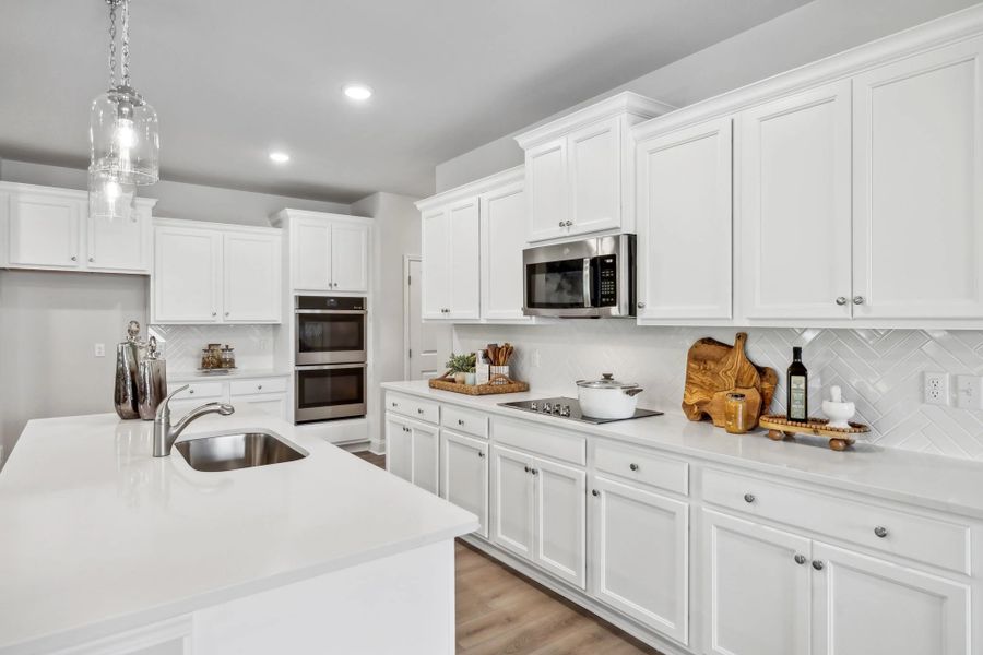 Kitchen | For representation purposes only. Options and layout may vary by community and home plan. Kitchen | For representation purposes only. Options and layout may vary by community and home plan.