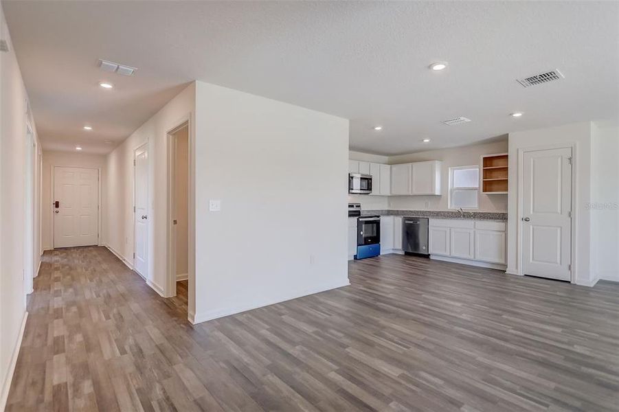 Spacious, unfurnished interior of a new home in Lakewood Park, Fort Pierce (Image 13). Spacious, unfurnished interior of a new home in Lakewood Park, Fort Pierce (Image 13).