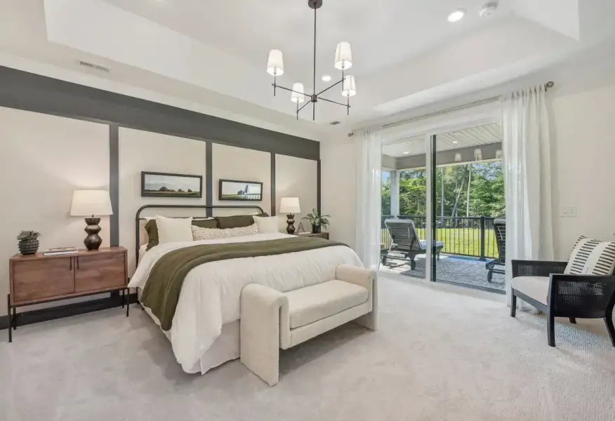 Logan Model Primary Bed, Windell Woods - 11 of 15