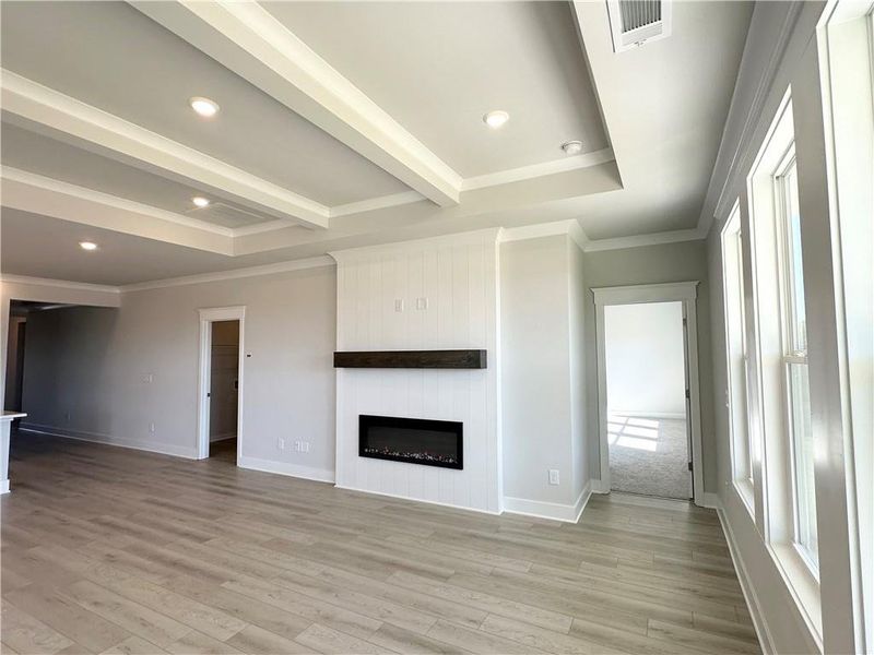 Spacious, unfurnished interior of a new home in Summerlin, Winder (Image 67).