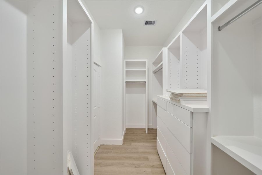 Image 39 of a home in .