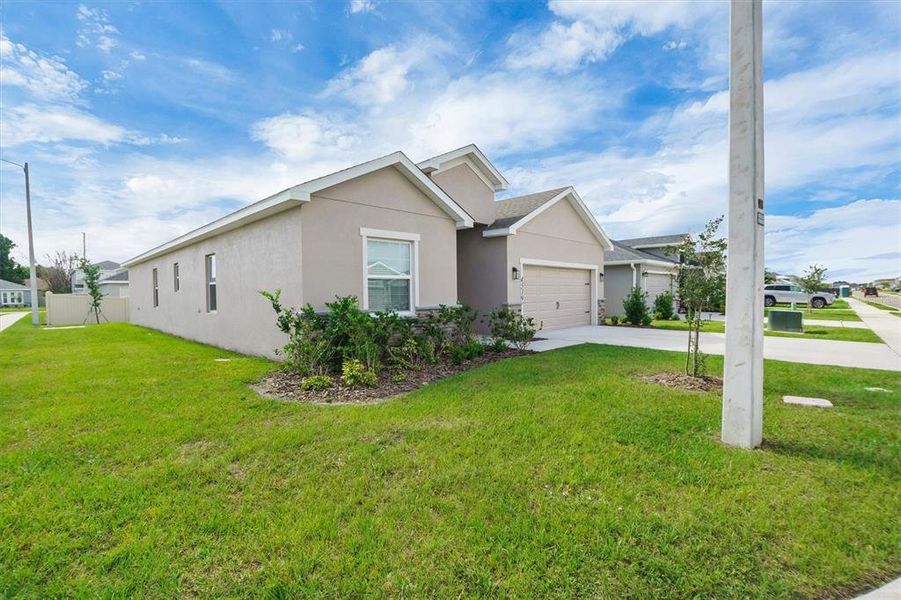 Exterior details and patio area of a home in , Winter Haven (Image 3). Exterior details and patio area of a home in , Winter Haven (Image 3).