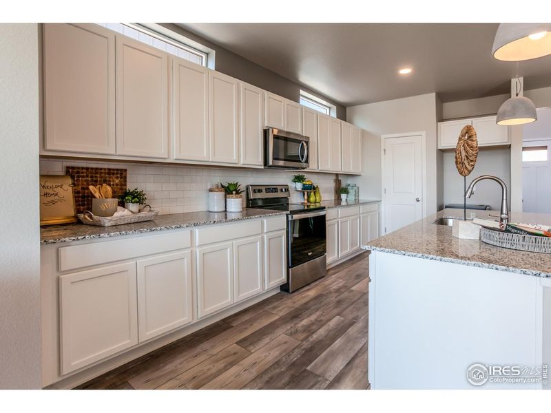 Furnished interior view inside a new home in Prairie Song, Windsor (Image 5).