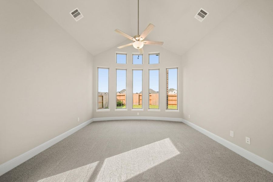 Spacious, unfurnished interior of a new home in Coastal Point, League City (Image 14).