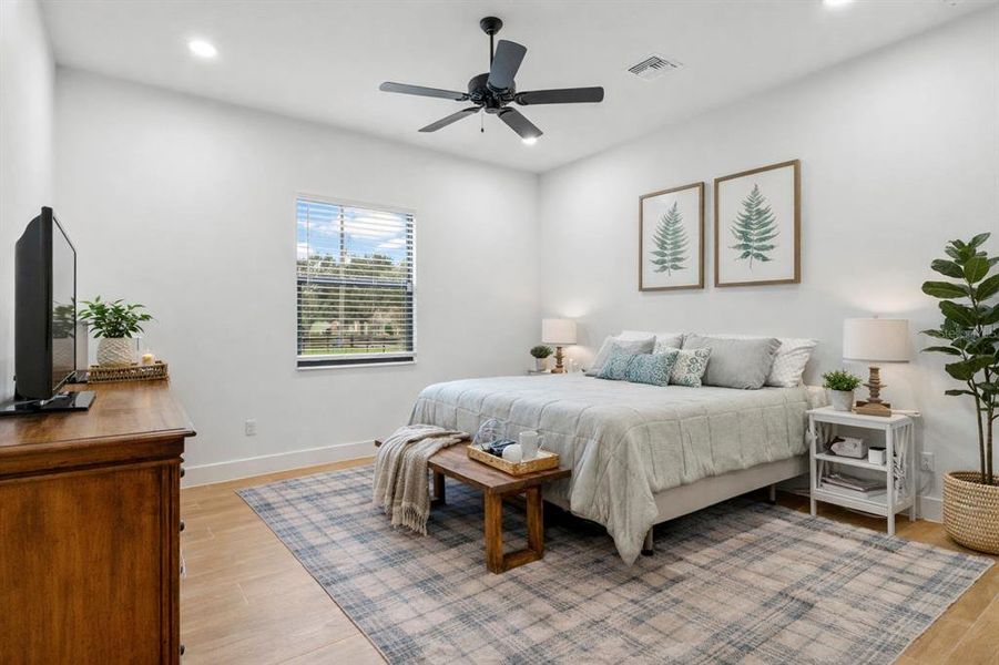 Furnished interior view inside a new home in , Tavares (Image 17).