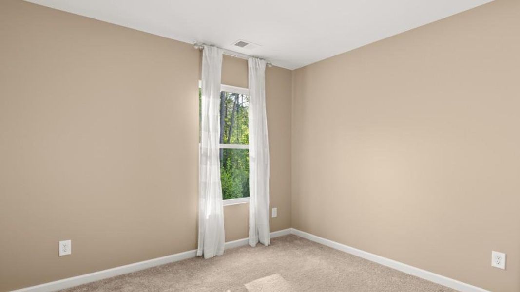 Spacious, unfurnished interior of a new home in Aurora Creek, Dallas (Image 12).