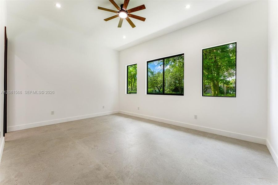 Spacious, unfurnished interior of a new home in , Miami (Image 20).
