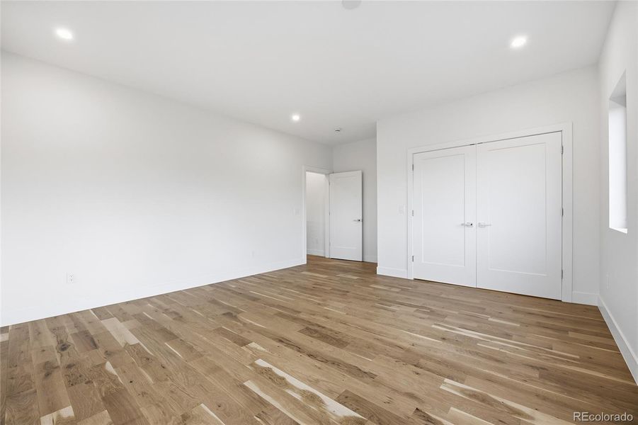 Spacious, unfurnished interior of a new home in , Denver (Image 29).