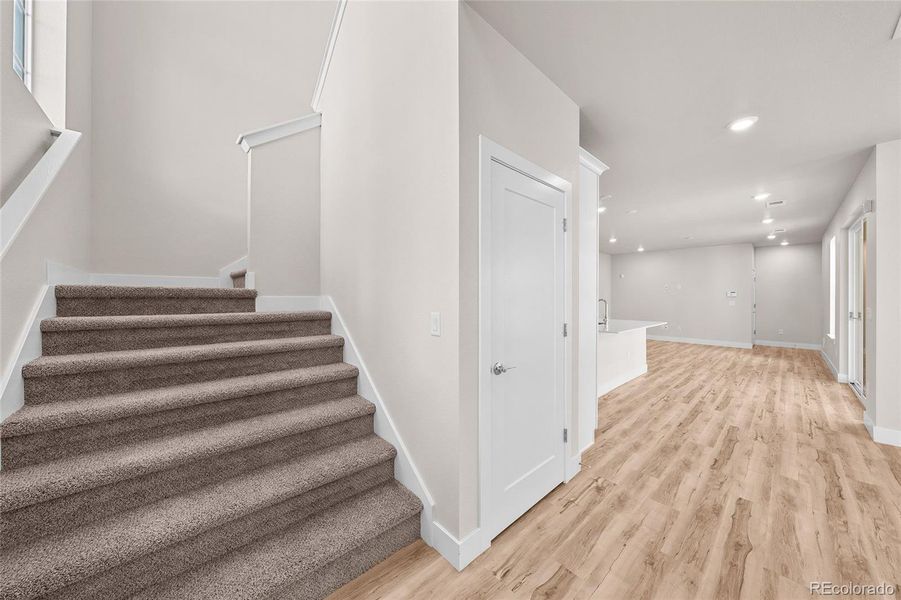 Spacious, unfurnished interior of a new home in , Littleton (Image 26).