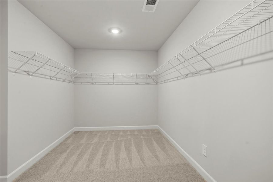 Spacious, unfurnished interior of a new home in Shiloh Valley, Piedmont (Image 23).