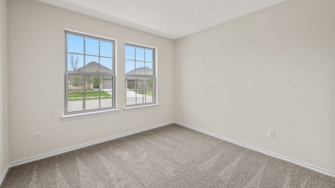 Spacious, unfurnished interior of a new home in Stonewyck Farms, Ennis (Image 32).