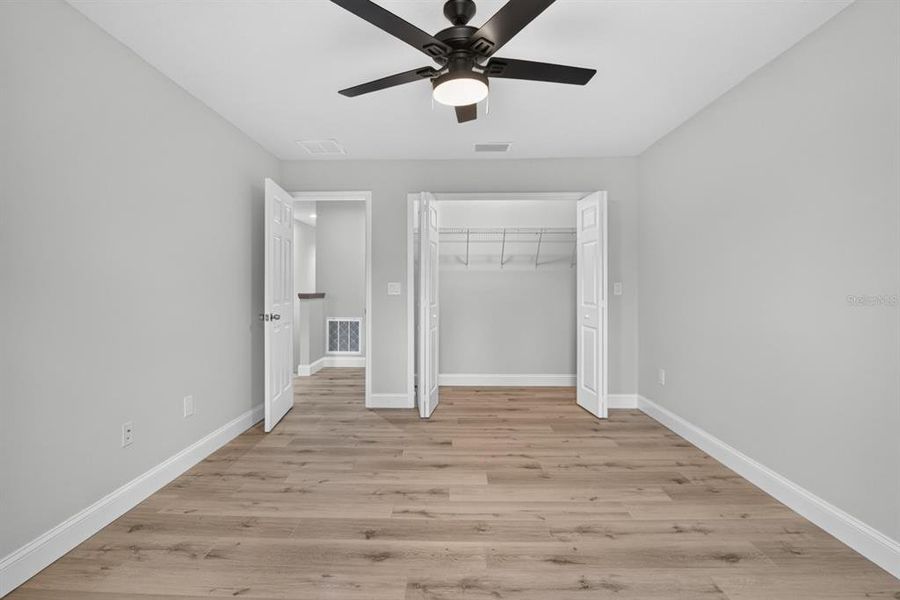 Spacious, unfurnished interior of a new home in , Thonotosassa (Image 17). Spacious, unfurnished interior of a new home in , Thonotosassa (Image 17).