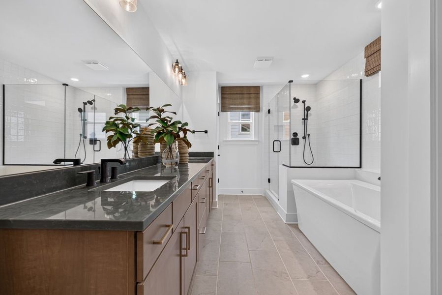 Representative furnished interior of a home built from the Newlyn by Pulte Homes in Windsor Court, Fayetteville (Image 34).