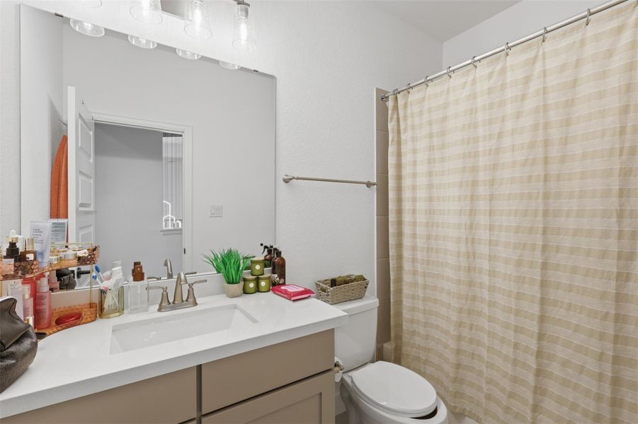 Furnished interior view inside a new home in Elyson, Katy (Image 31). Furnished interior view inside a new home in Elyson, Katy (Image 31).
