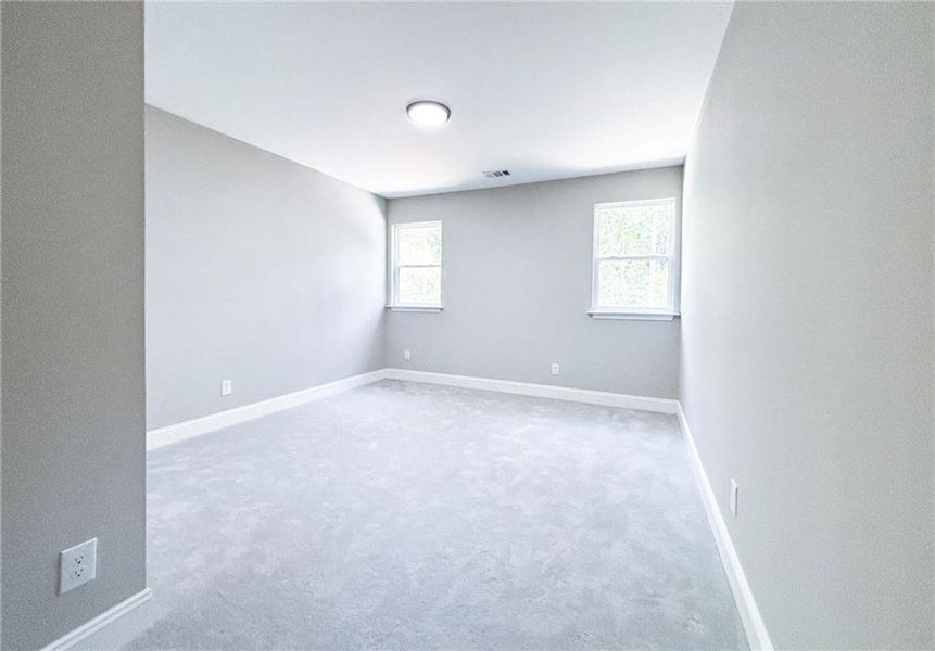 Spacious, unfurnished interior of a new home in , Monticello (Image 31).