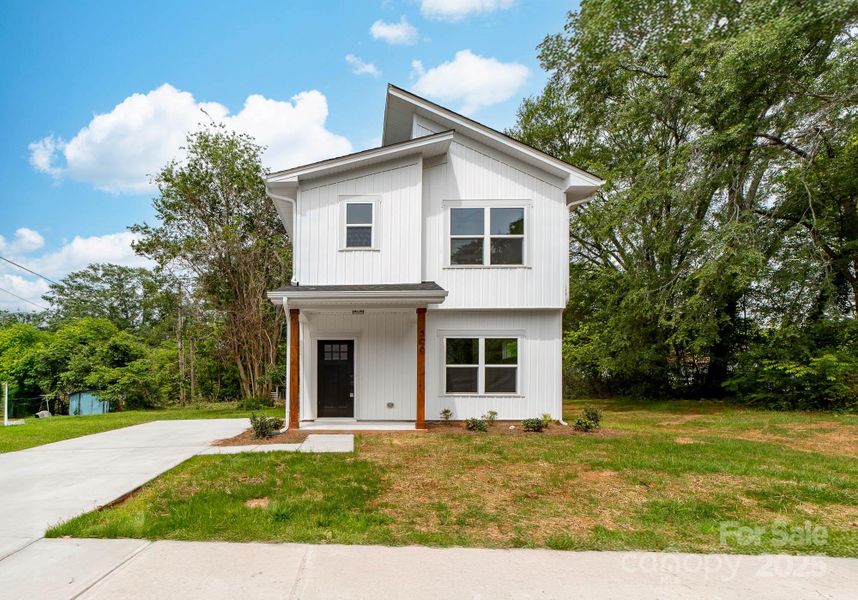 Front exterior of a new home in , Shelby, NC, highlighting curb appeal (Image 17). Front exterior of a new home in , Shelby, NC, highlighting curb appeal (Image 17).