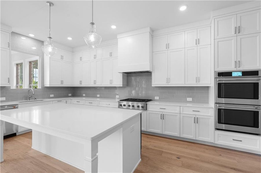 Furnished interior view inside a new home in Knollwood, Johns Creek (Image 11).